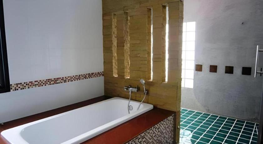 Nattha Waree Hot Spring Resort And Spa Ban Nua Khlong Екстериор снимка