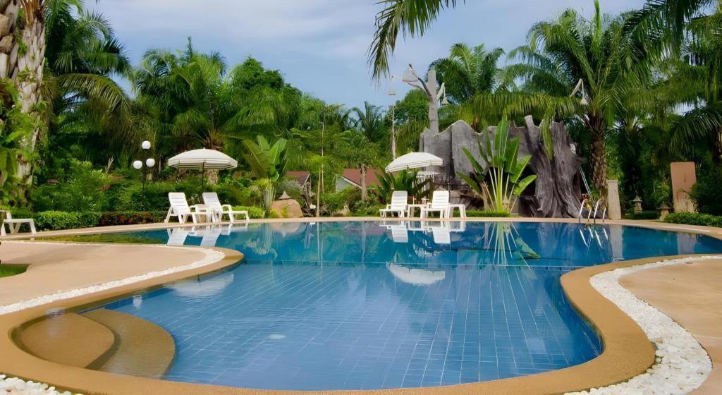 Nattha Waree Hot Spring Resort And Spa Ban Nua Khlong Екстериор снимка